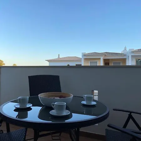 Apartment Beachfront Meia Lagos
