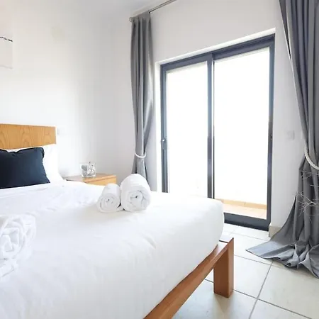 Beachfront Meia