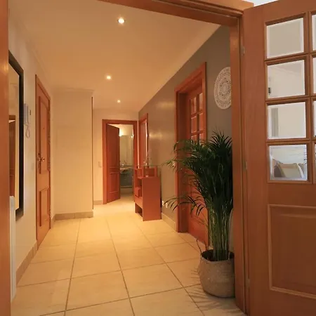 Апартаменты Beachfront Meia